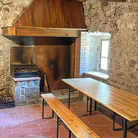 In Nicciano With Jacuzzi Holiday home *